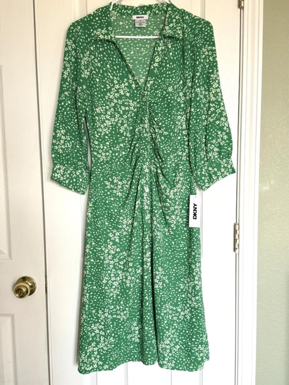 DKNY Floral Print Ruched Front 3/4 Sleeve Green Midi Dress Size 4 - Picture 14 of 14
